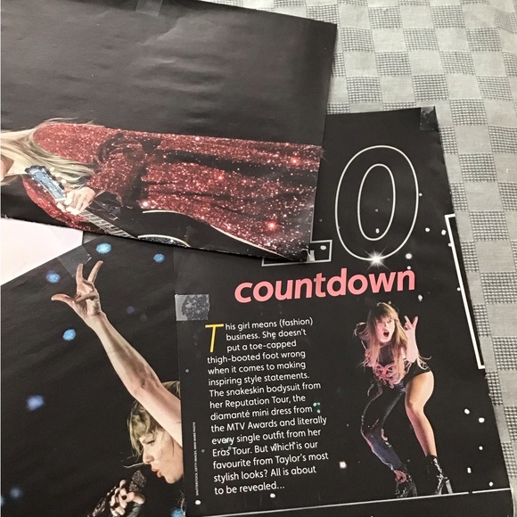 Lot Of Girls Taylor Swift Shirts Sz. S, Coloring Book, Bracelets, Posters - Picture 11 of 12